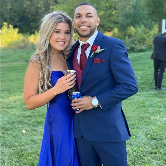 Meet your Posher, Raellen - Picture 1 of 1